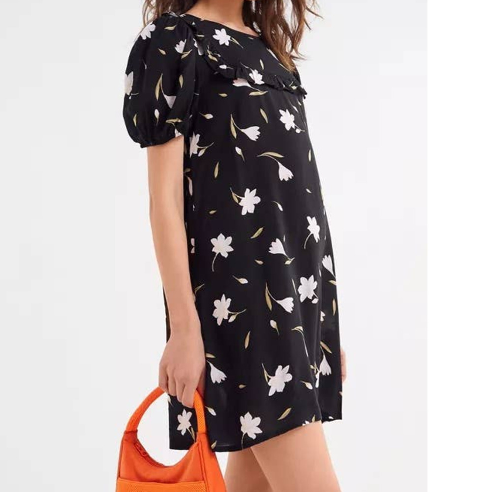Urban Outfitters Black Everly Floral Puff Sleeve Babydoll Dress • Size S 🗣